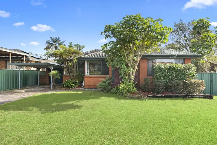 27 Arunta Ave, Kariong NSW 2250