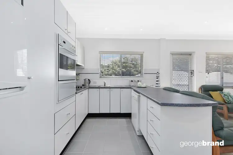 Fifth view of Homely unit listing, 8/9 Ficus Avenue, Avoca Beach NSW 2251