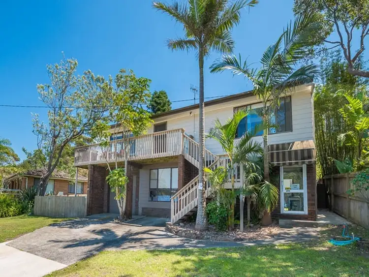 28 Pueblo St, Copacabana NSW 2251
