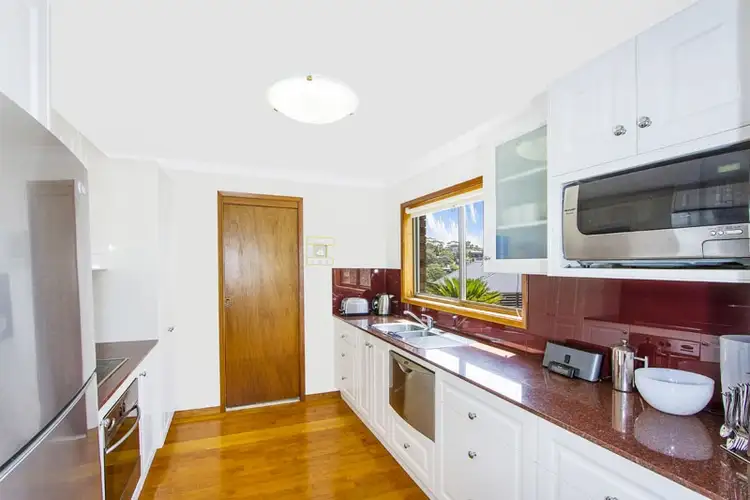 Fifth view of Homely unit listing, 8/20 Avoca Dr, Avoca Beach NSW 2251