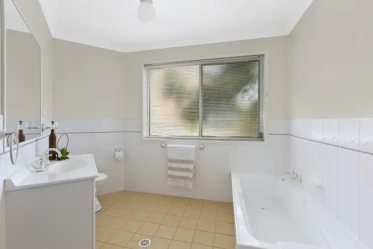 Seventh view of Homely house listing, 28 Stornaway Cr, Berkeley Vale NSW 2261