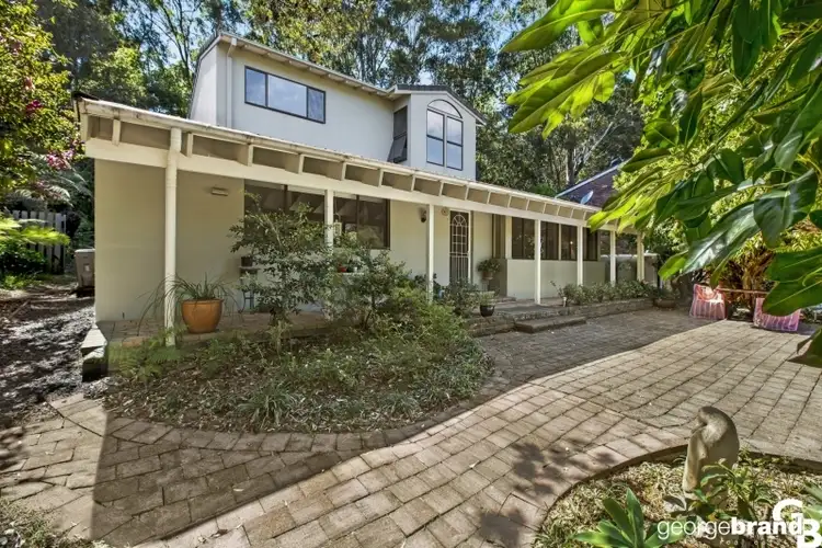 10 Reynolds Road, Avoca Beach NSW 2251