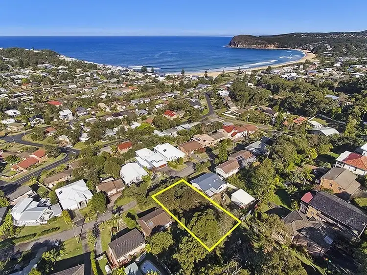 29 Fiesta Crescent, Copacabana NSW 2251
