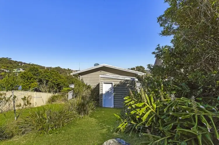 Seventh view of Homely house listing, 15 Vista Avenue, Copacabana NSW 2251
