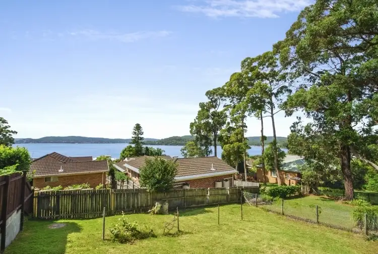 39 The Corso, Saratoga NSW 2251