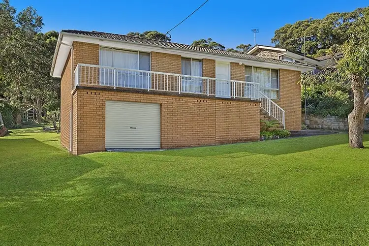 5 Redondo Street, Copacabana NSW 2251
