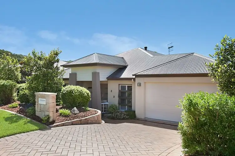17 Figtree Bay Dr, Kincumber NSW 2251