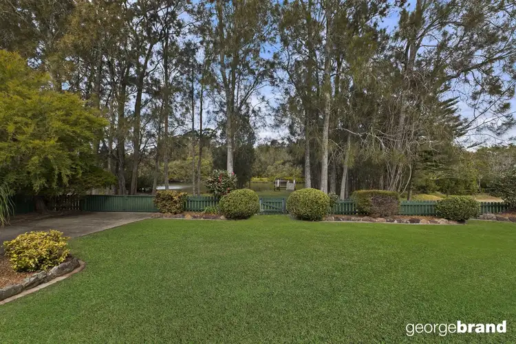 8 Warrana Rd, Kincumber NSW 2251