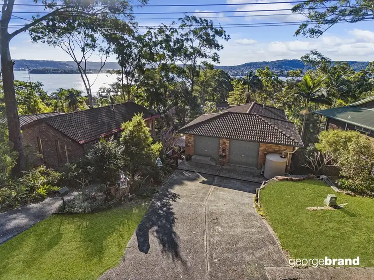 16 Panorama Terrace, Green Point NSW 2251