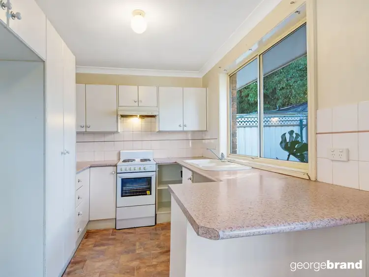 Fifth view of Homely villa listing, 2/7 Gladys Manley Ave, Kincumber NSW 2251