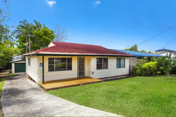 18 Mawson Dr, Killarney Vale NSW 2261