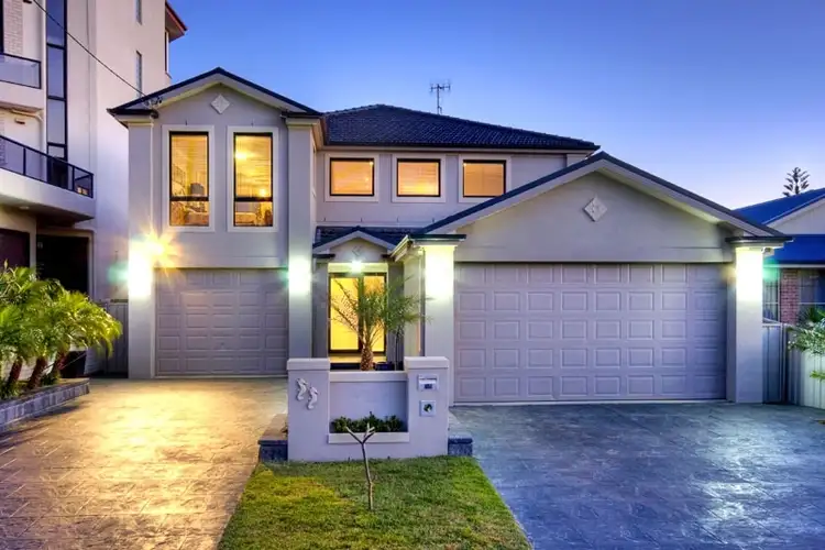 59 Bondi Rd, The Entrance North NSW 2261