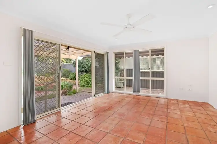 Fifth view of Homely house listing, 27 Dalgety Cr, Green Point NSW 2251