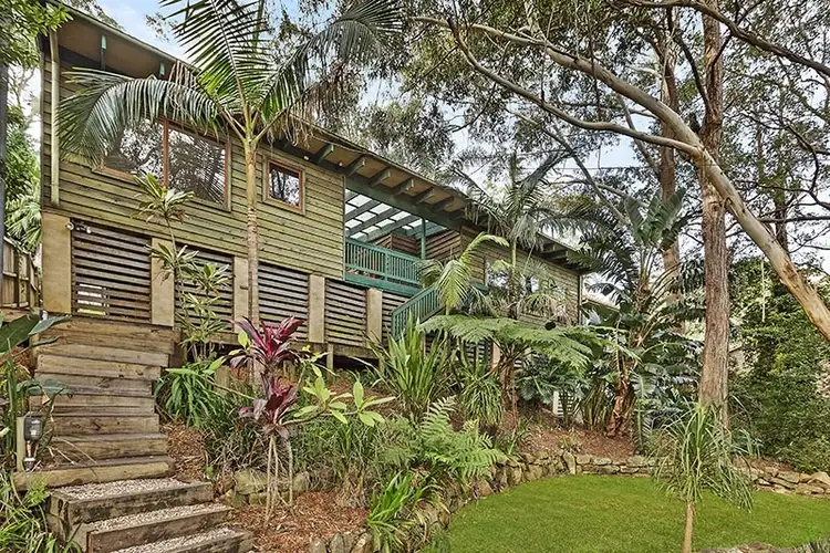 44 Carolina Park Rd, Avoca Beach NSW 2251