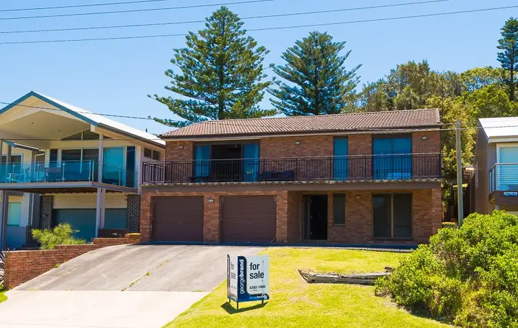 115 Del Rio Drive, Copacabana NSW 2251
