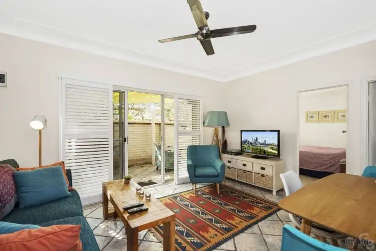 Fifth view of Homely unit listing, 2/139 Avoca Dr, Avoca Beach NSW 2251