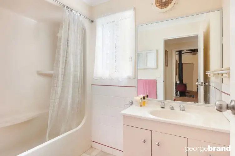 Sixth view of Homely house listing, 195 Lady Penrhyn Place, Kincumber NSW 2251