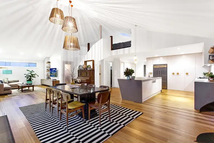 16 Carlyon St, Killarney Vale NSW 2261