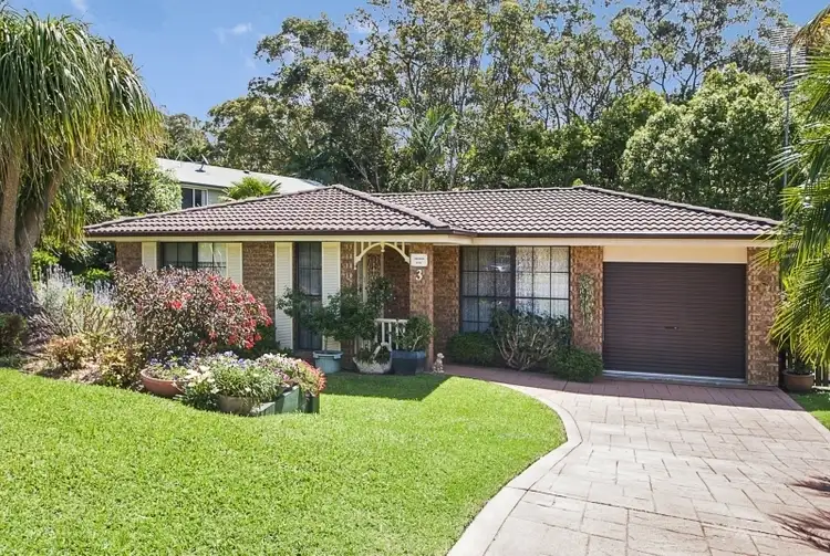 3 Verden Cl, Green Point NSW 2251