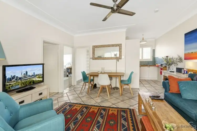 Second view of Homely unit listing, 2/139 Avoca Dr, Avoca Beach NSW 2251