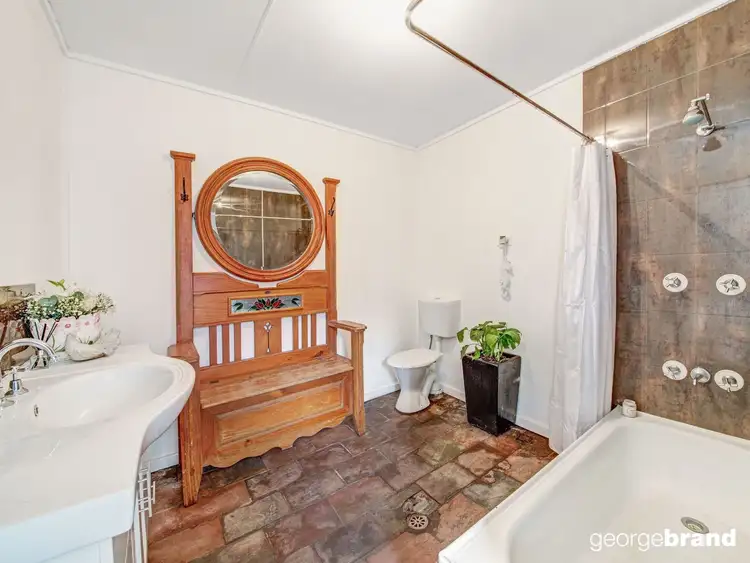 Fifth view of Homely house listing, 18 Oberton St, Kincumber NSW 2251