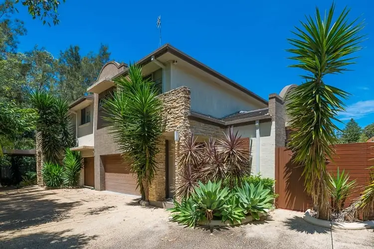 Main view of Homely unit listing, 4/201 The Round Dr, Avoca Beach NSW 2251