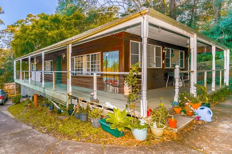 12a Walder Cr, Avoca Beach NSW 2251