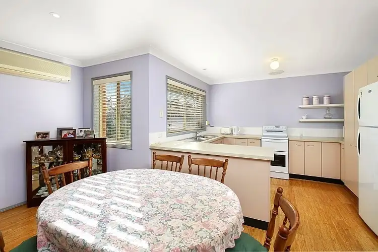 Third view of Homely villa listing, 1b Hopkin Pl, Saratoga NSW 2251