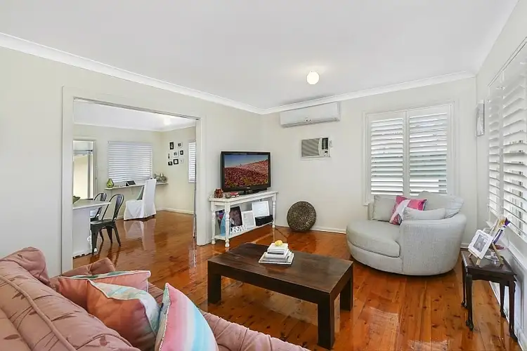 2 Cunningham Rd, Killarney Vale NSW 2261