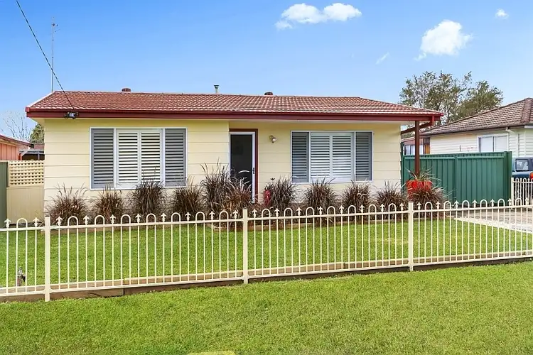 Third view of Homely house listing, 2 Cunningham Rd, Killarney Vale NSW 2261