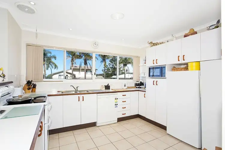 Fifth view of Homely house listing, 51 Circulo Dr, Copacabana NSW 2251