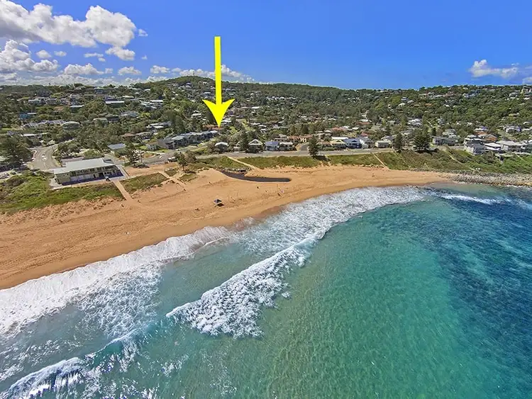 111 Del Rio Dr, Copacabana NSW 2251