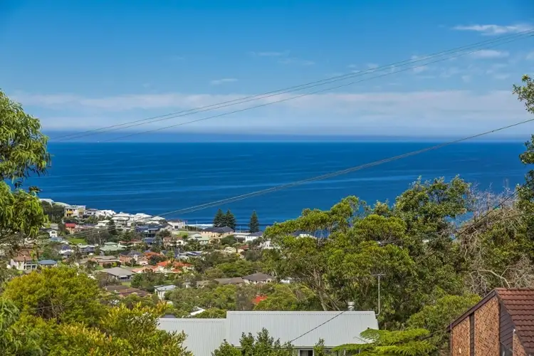 11 Chico Street, Copacabana NSW 2251