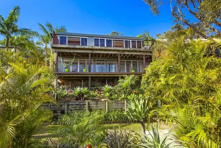 152 Copacabana Dr, Copacabana NSW 2251