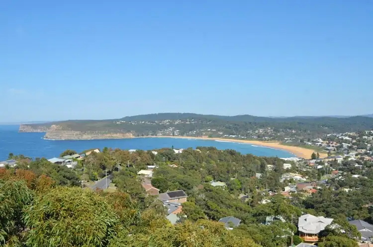 125 Del Monte Pl, Copacabana NSW 2251