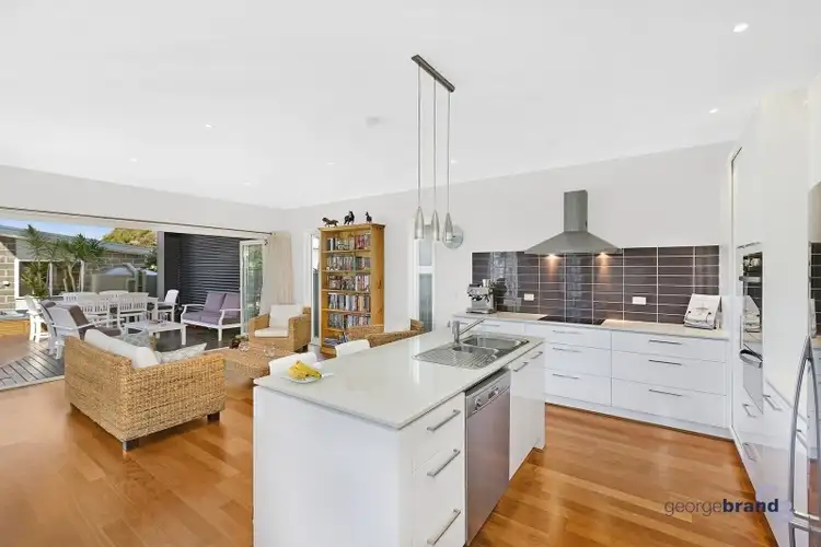 Second view of Homely house listing, 21 Davis Avenue, Davistown NSW 2251