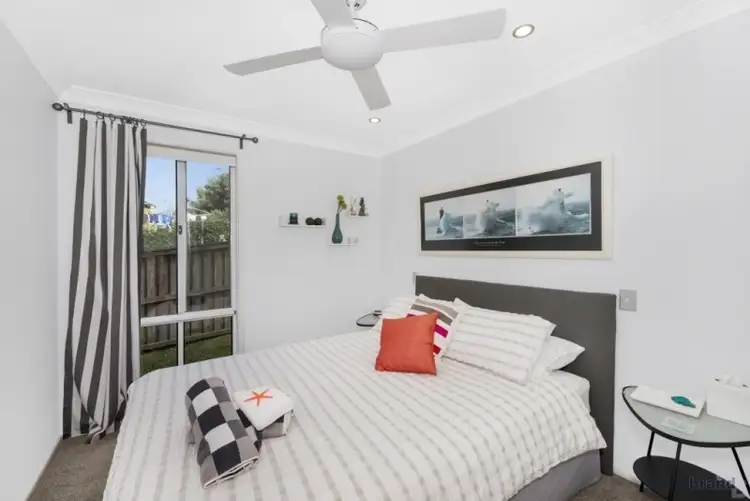 Sixth view of Homely unit listing, 1/92 Copacabana Drive, Copacabana NSW 2251
