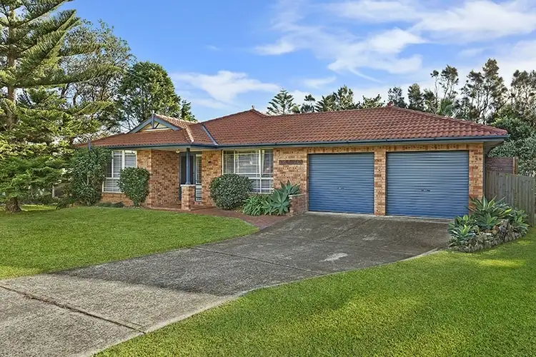 11 Segura Street, Copacabana NSW 2251