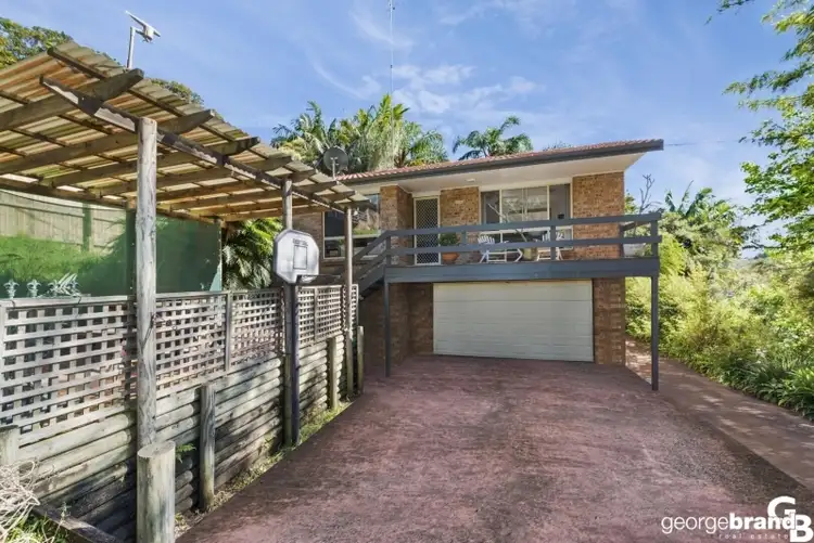 4a Gill Avenue, Avoca Beach NSW 2251