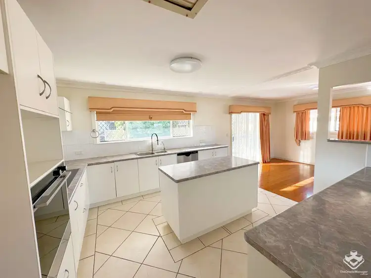 Third view of Homely house listing, 28 Craigview Street, Macgregor QLD 4109