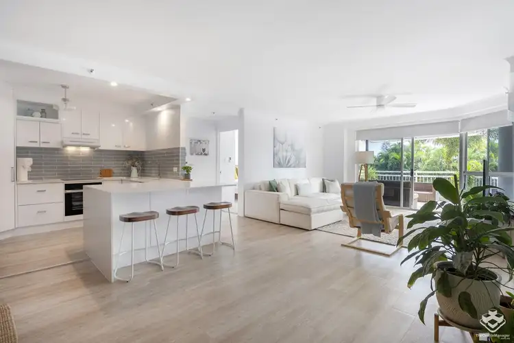 5/11-17 Hughes Avenue, Main Beach QLD 4217