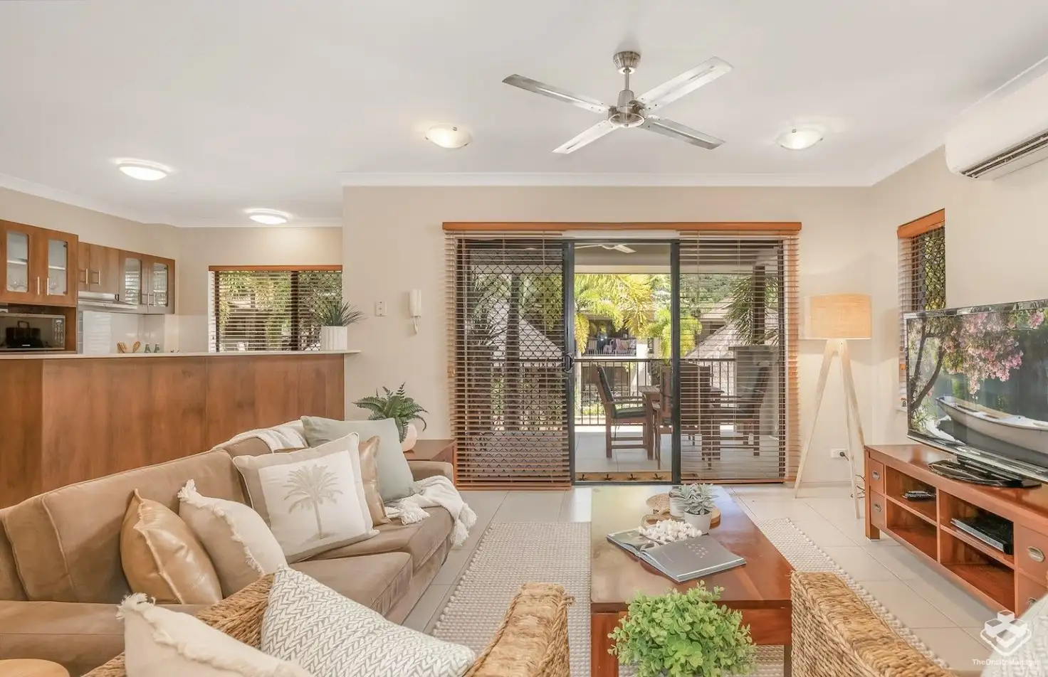 Main view of Homely apartment listing, ID:21137561/1-15 Robson Street, Mooroobool QLD 4870