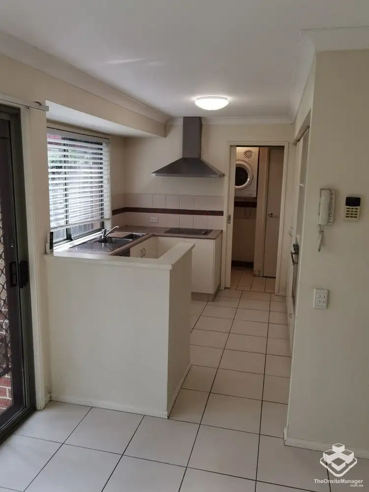 Fifth view of Homely villa listing, ID:21138333/18 Batchworth Road, Molendinar QLD 4214