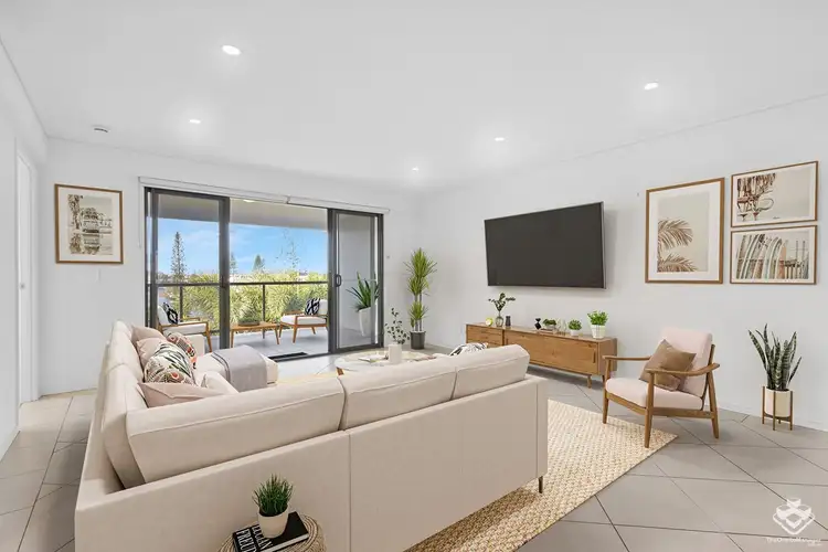 62/4 Grand Parade, Kawana Island QLD 4575