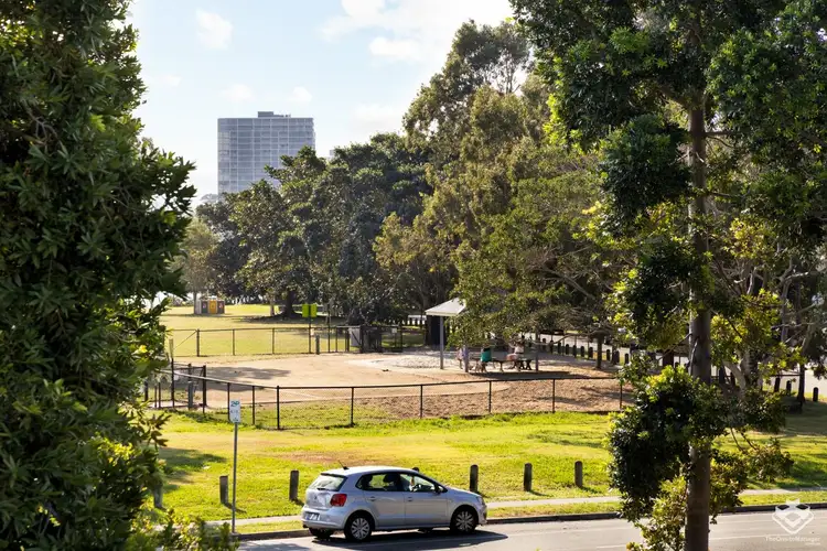 23/18 Riverbend Place