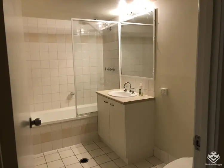 Fifth view of Homely apartment listing, ID:21144505/264 Kent Street, Teneriffe QLD 4005