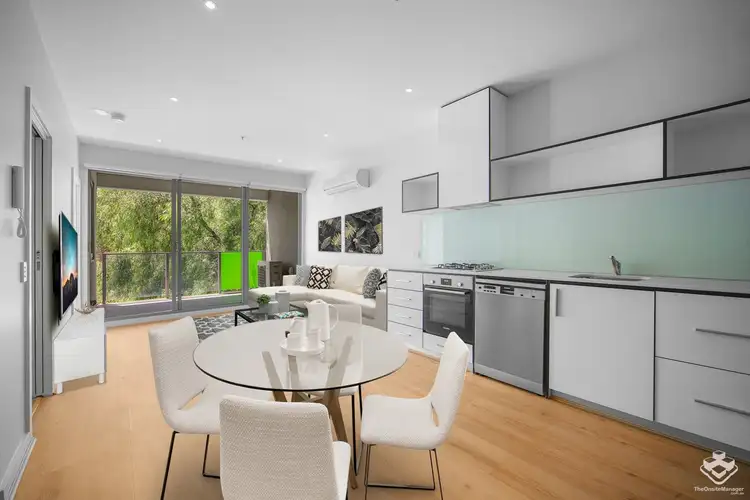 204/64 Macaulay Road