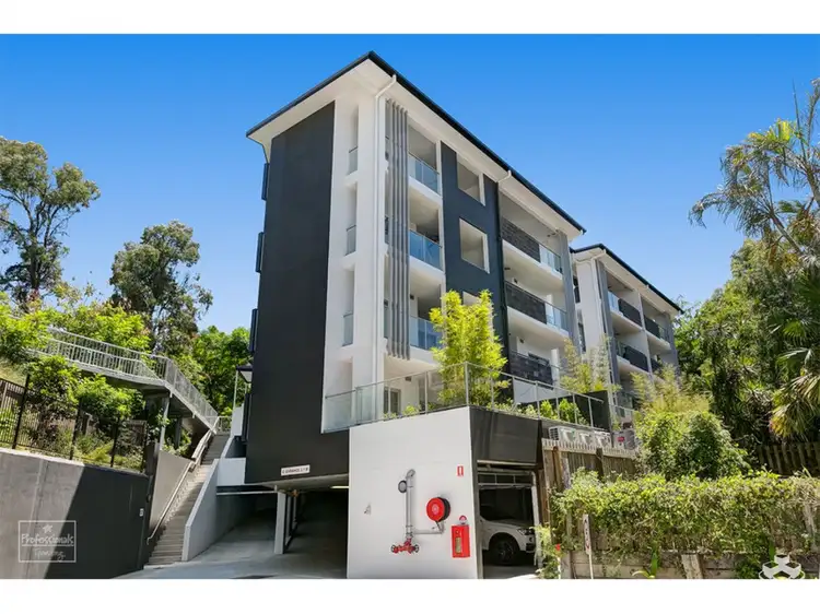 14 Montrose Road