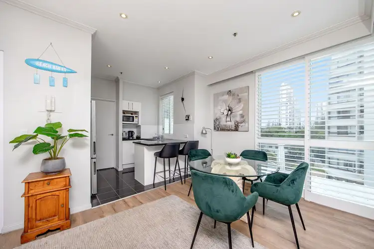 6/5 Woodroffe Avenue, Main Beach QLD 4217