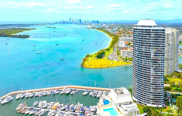 99/17 Bayview Street, Runaway Bay QLD 4216